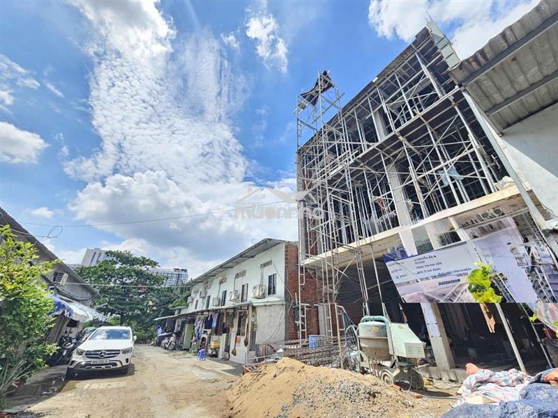 Cách mặt tiền 30m, 102m2, khu chuyên xây chdv dòng tiền cao - Ảnh 1