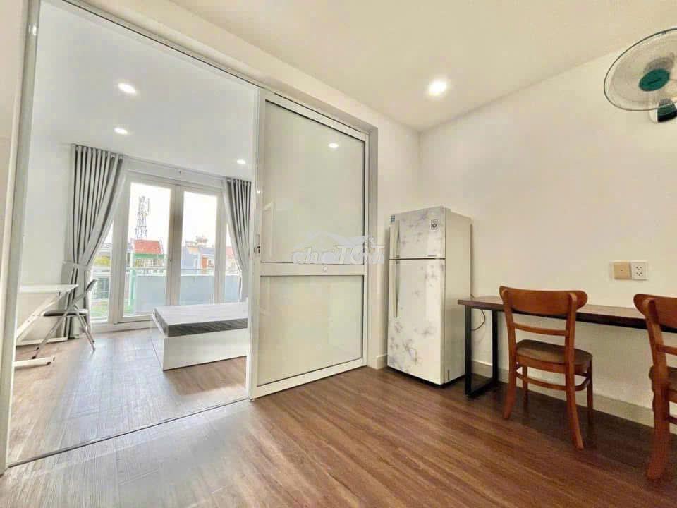 Cho thuê căn hộ 1pn ban công full nội thất - gần trần não cầu sài gòn - Ảnh 2