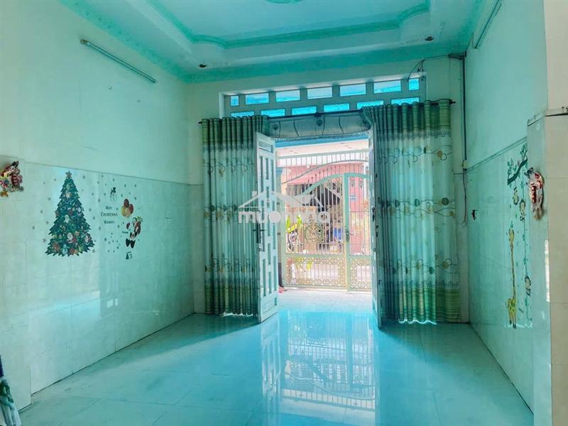 Cho thuê nhà đường âu cơ . phường 10 : dt 4 x 17 m đúc 1 lầu đẹp .