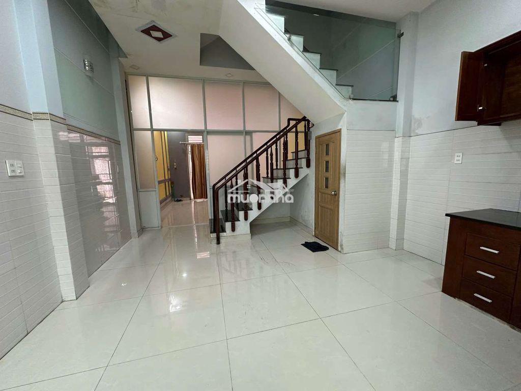 Nhà trệt 2 lầu 3pn st phạm văn đồng, hxh linh đông - Ảnh 3