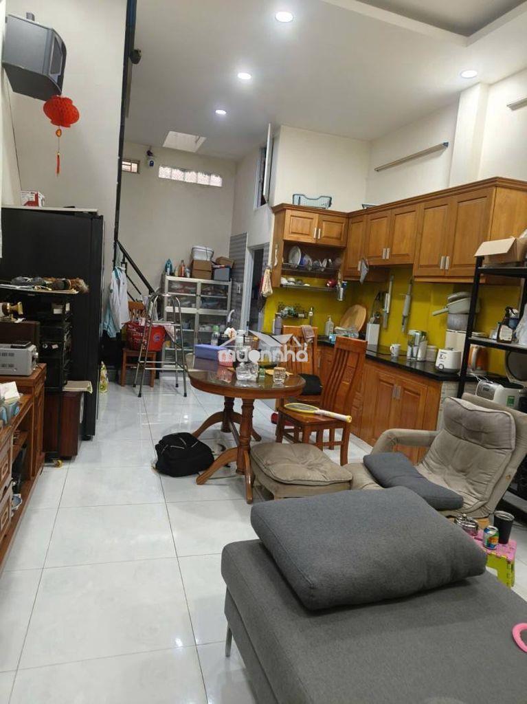 Bán nhà 2 tầng, 132m2, gần đh văn hóa đỗ xuân hợp, pl b, quận 9, hcm