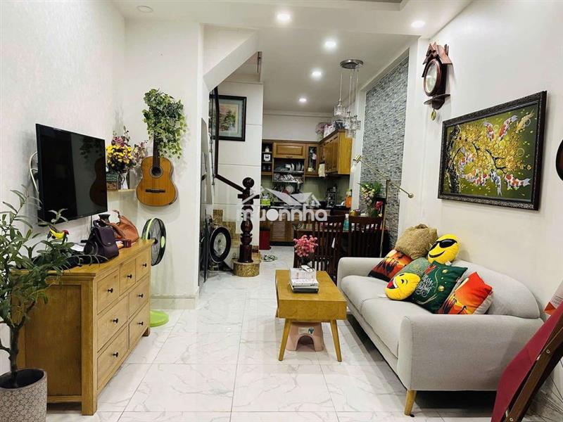 Nhà full nội thất tại hẻm 645 trần xuân soạn
