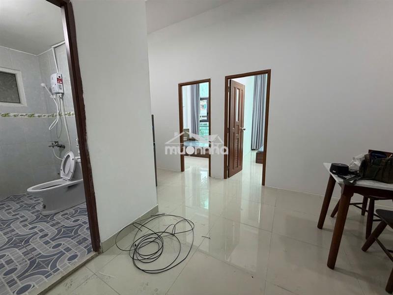 Cho thuê căn hộ 2pn mới_ hùng vương quận 5 _ thang máy, máy giặt riêng