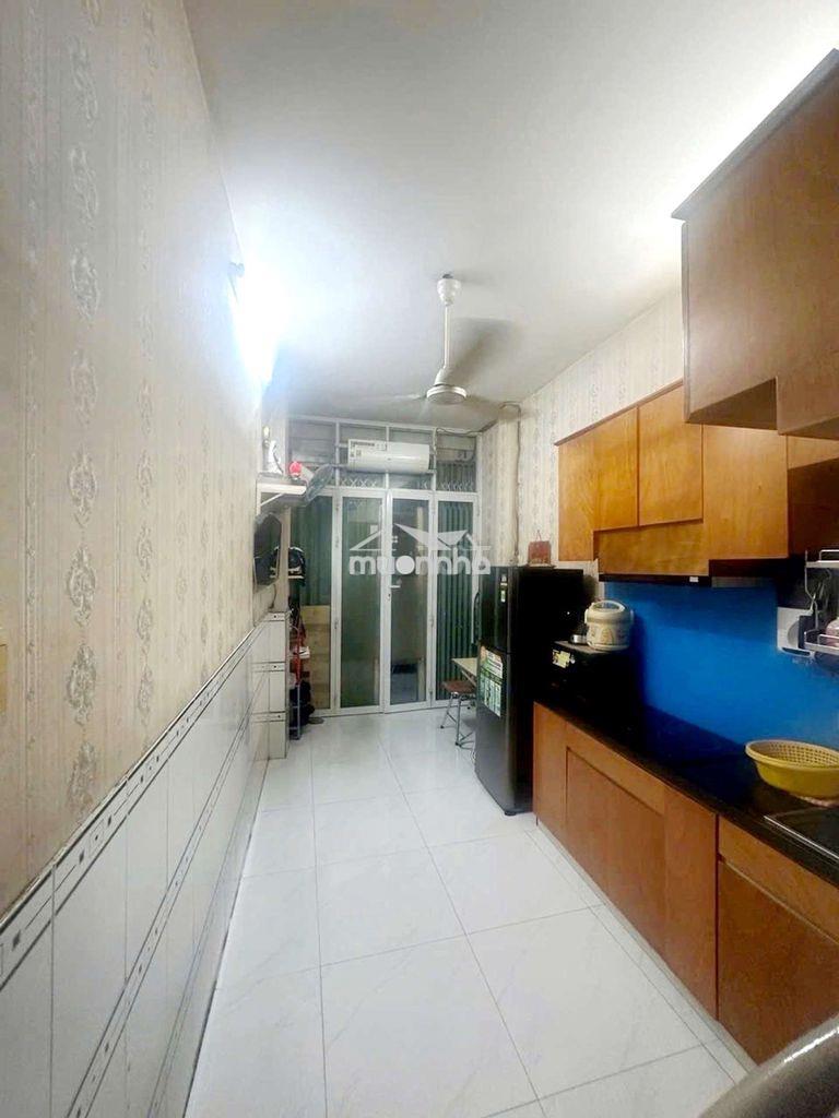 Ngay phố ẩm thực bùi đình túy - nở hậu đắc lộc, hẻm ba gác thông - Ảnh 2