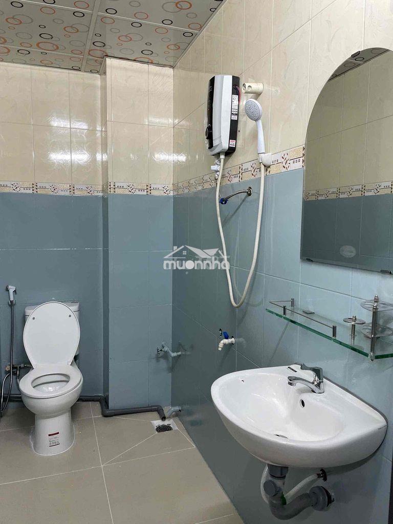 Cho thuê chdv full nội thất , thang máy , cửa sổ , chỗ oto , kề bhx - Ảnh 2