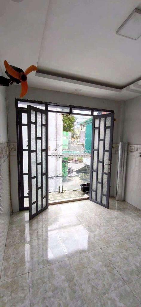 Cho thuê nhà 402 hậu giang, 9 triệu, 2pn, có nội thất như hình - Ảnh 4
