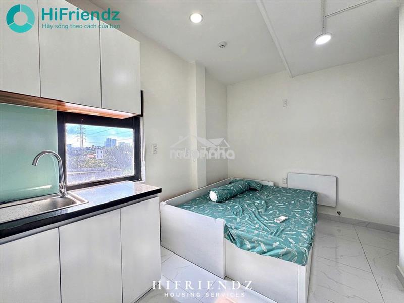 Siêu phẩm studio cửa sổ lớn full nt ngay sát parc mall mới keng
