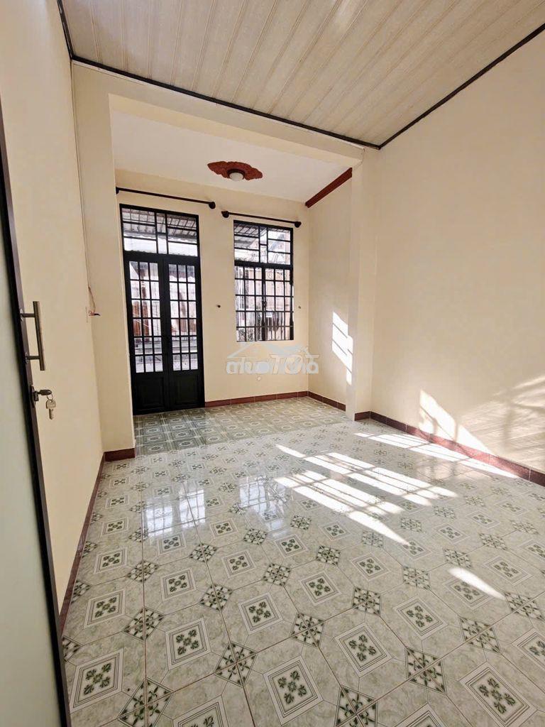 Cho thuê nhà nguyên căn đường phạm ngọc thảo quận tân phú giá 8tr - Ảnh 3