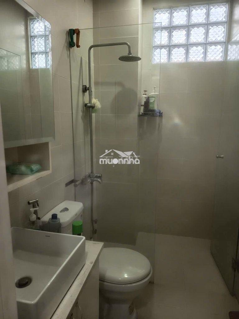 Cho thuê nhà hẻm xe hơi 8m  – 472 phan huy ích, p.12, gò vấp