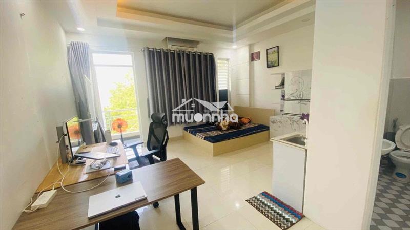 Studio full nội thất ban công rộng 30m2 ngay khu sadeco gần rmit