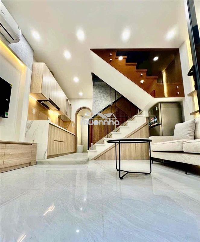 Cho thuê nhà nguyên căn 3 phòng ngủ 2 wc ngay chợ tân định quận 1