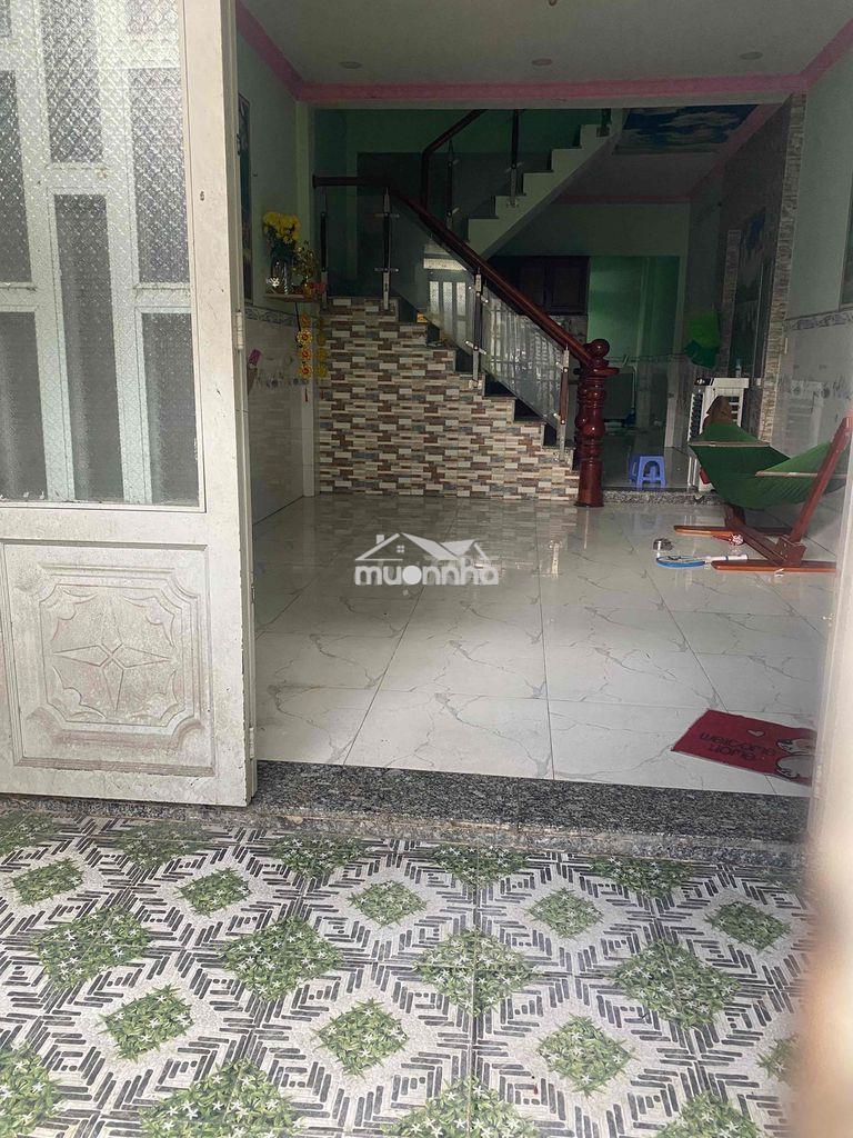 Cho thuê nhà 1/ ngắn sư đoàn 9 gần liên ấp 26 có 3p ngủ sạch sẽ giá rẻ