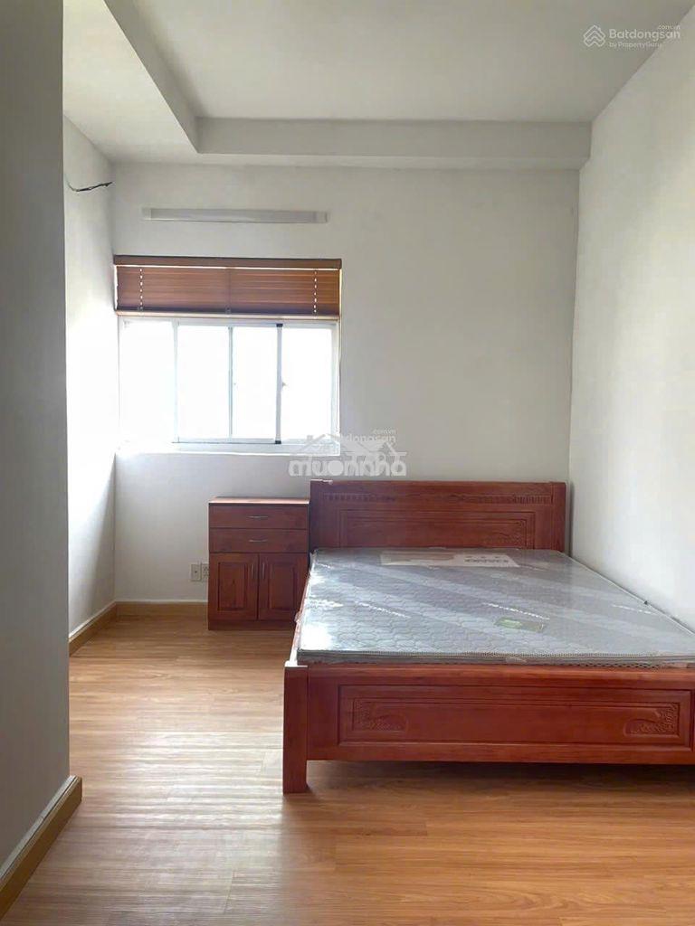 Bán chung cư h2 - 80m2 - 5,6 tỷ thương lượng chính chủ