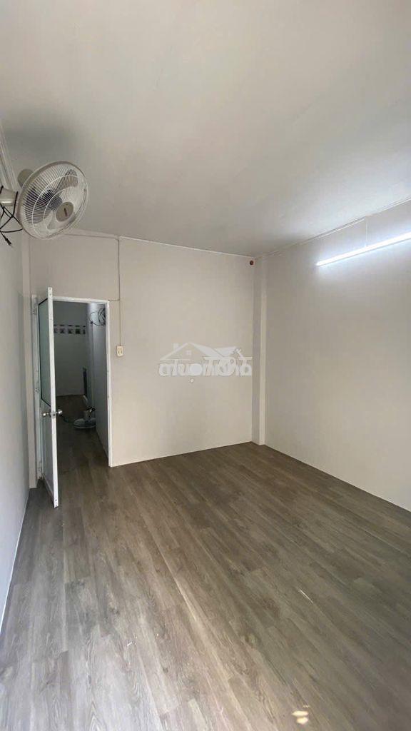 Nhà cho thuê nguyễn tri phương quận 10 ( 3,5 x 9 trệt, 1 lầu/ 2pn ) - Ảnh 3