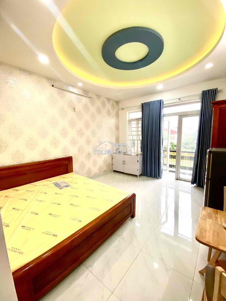 Ban công full nội thất 5tr đường lê đức thọ ngay trung tâm gò vấp