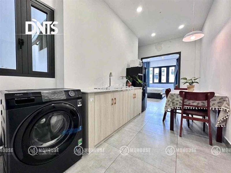 Cho thuê căn hộ tách bếp ban công full nội thất mới 100% ngay lotte